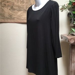 LONG BLACK SHIRT BY VISION 155 , Xlg , 3/4 sleeve, round neckline